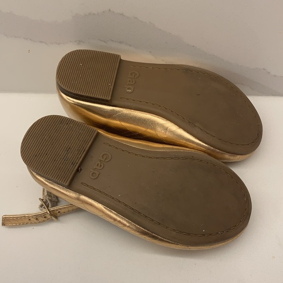 Gap shoes sz 6 like new worn once - Picture 4 of 4
